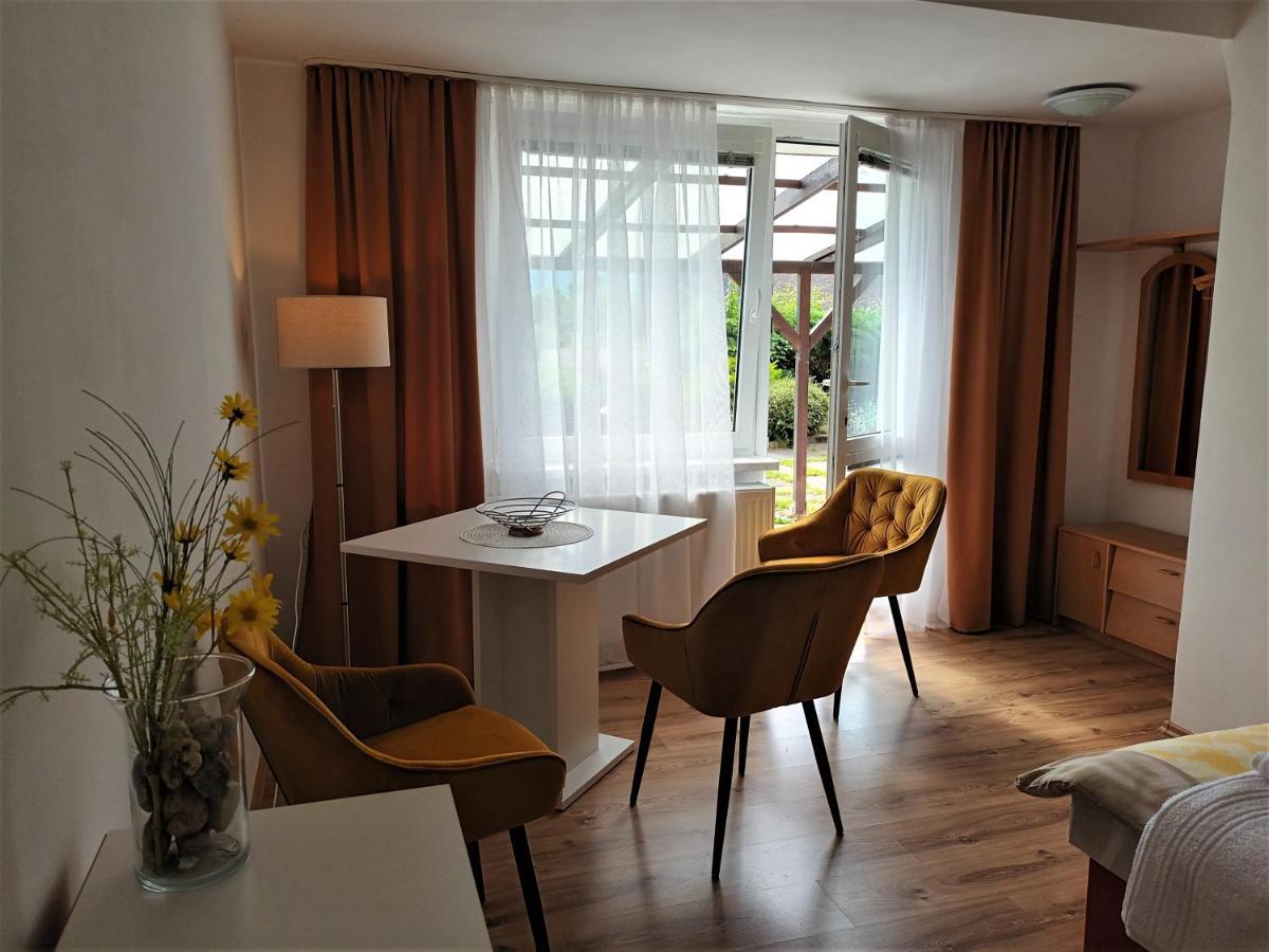 Apartman Alena KLV Exterior foto