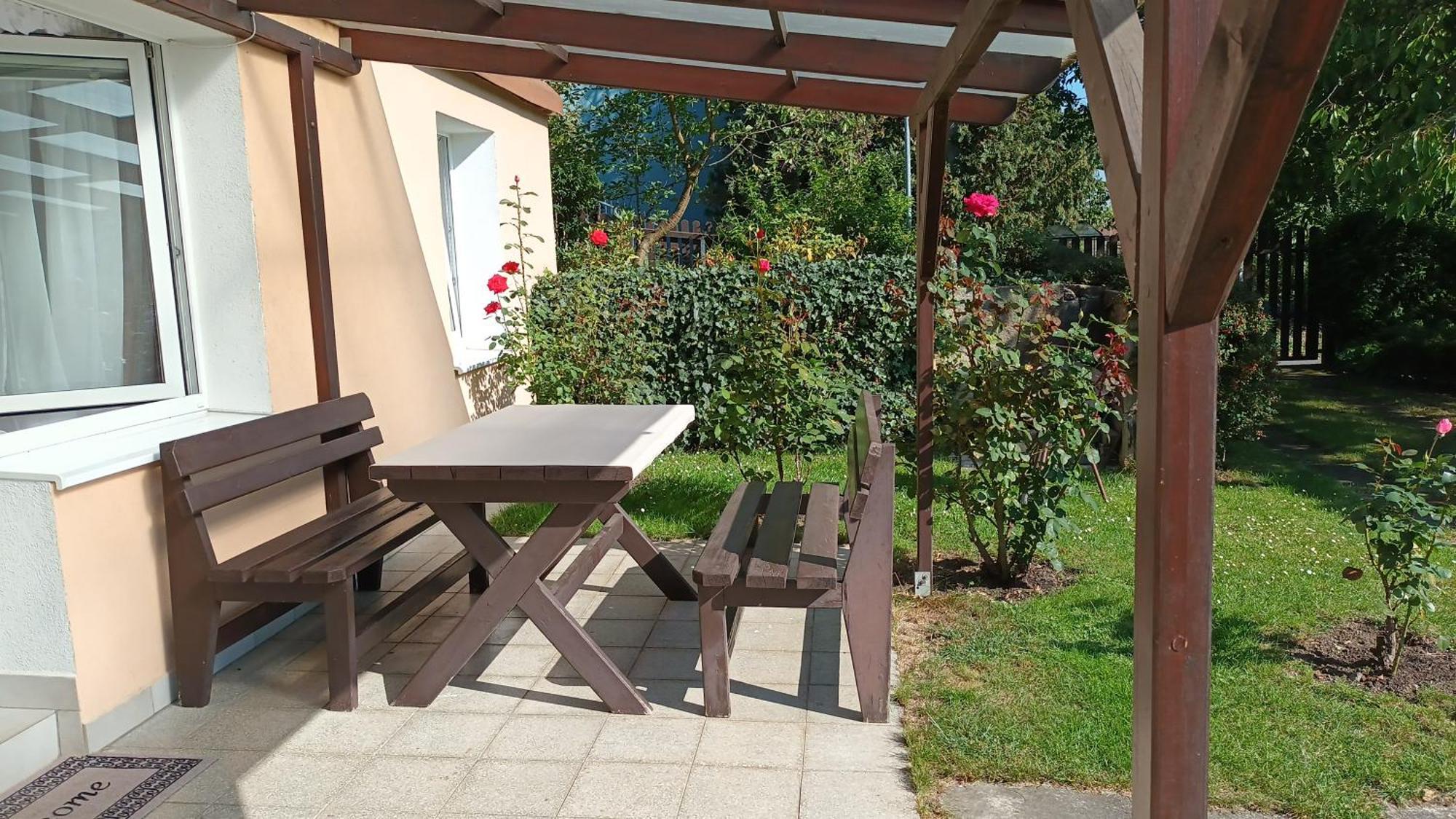 Apartman Alena KLV Exterior foto